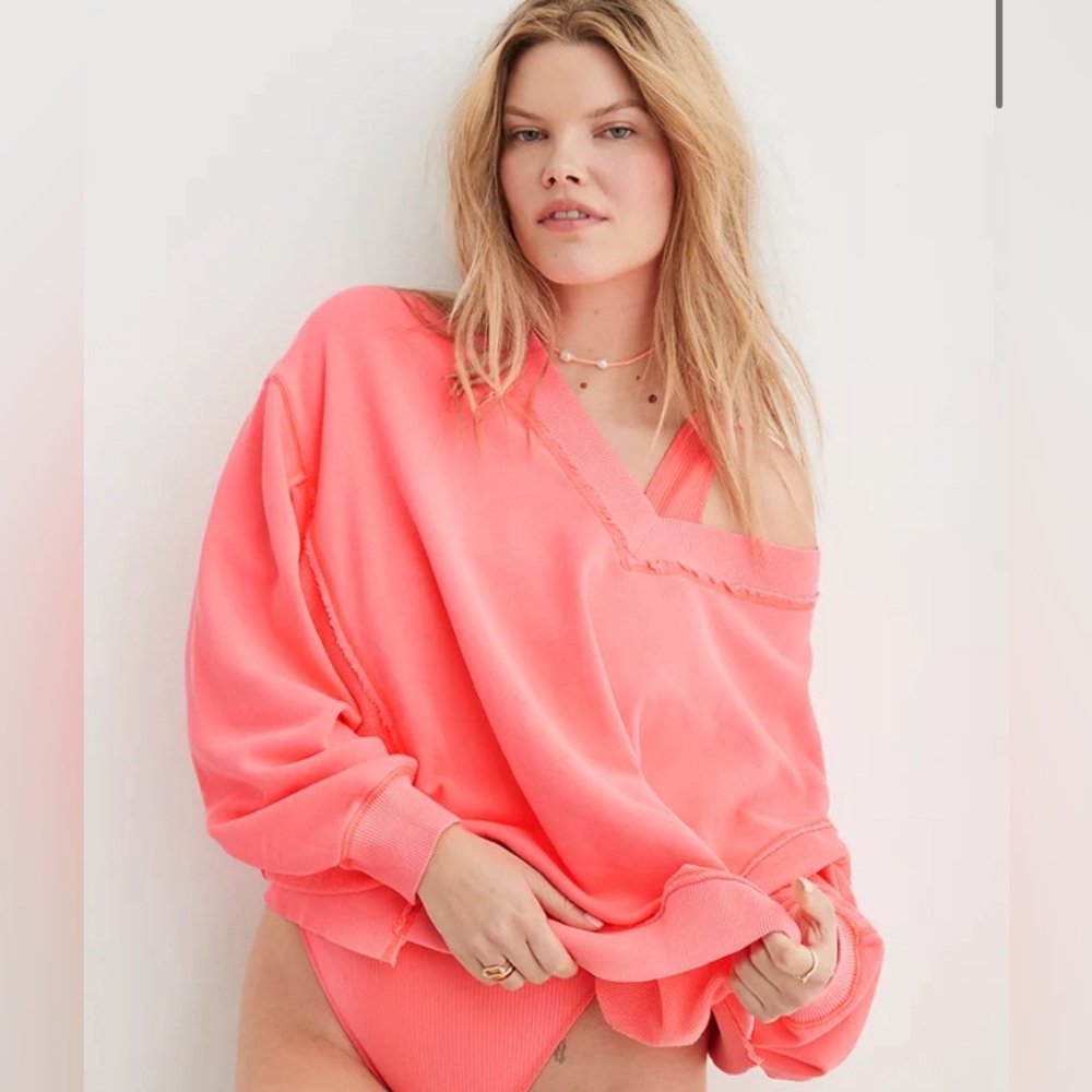 NWT aerie big chill v-neck coral sweatshirt